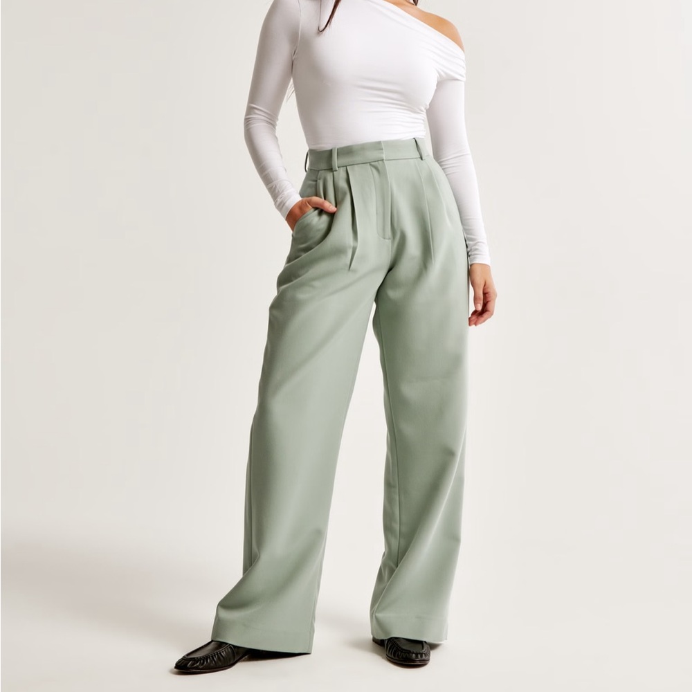 Curve Love A&F Sloane Tailored Pant